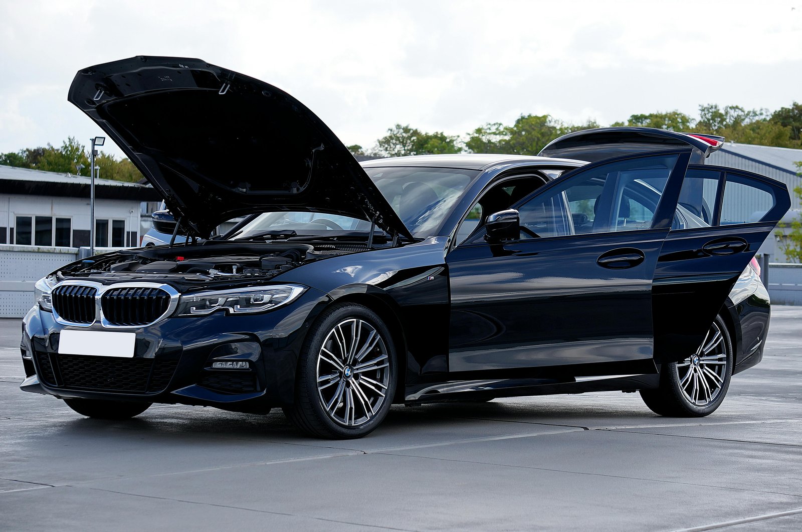 Electric car listing photo