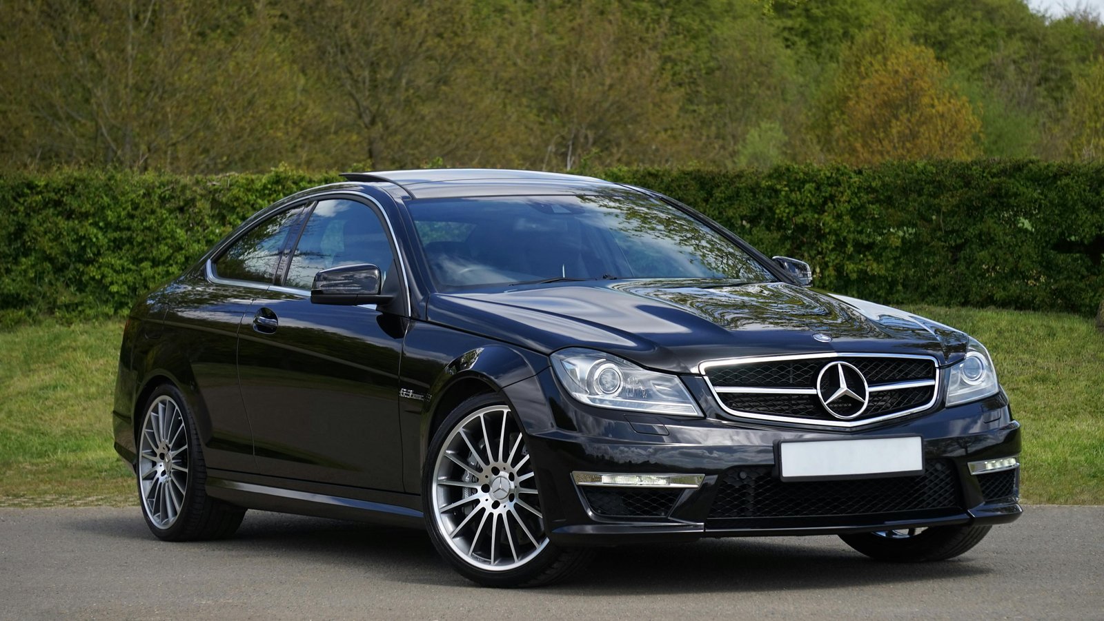 Blue sedan listing photo